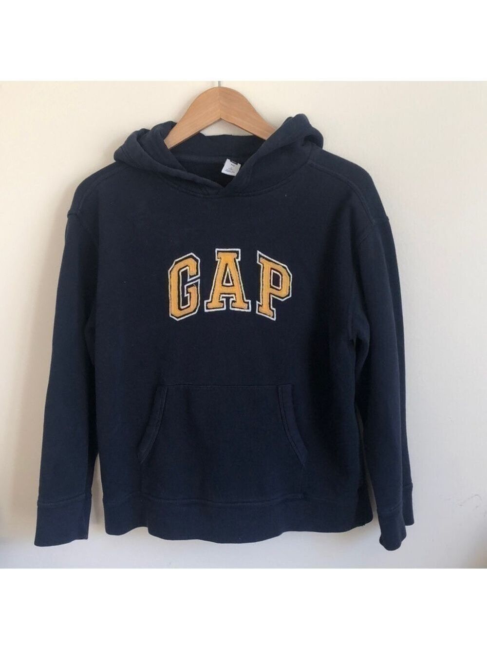 𝅺gap hoodie navy and yellow EUC size L (10)